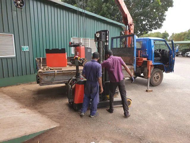 Equipment repair and maintenance work in our workshop — 1 of 6