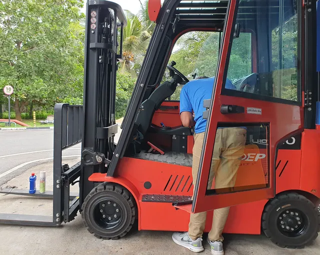 Equipment repair and maintenance work in our workshop — 5 of 6