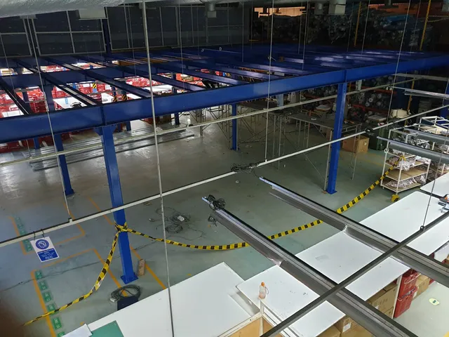Mezzanine floor for cutting machines for an apparel export company in Wathupitiwala FTZ — 6 of 9