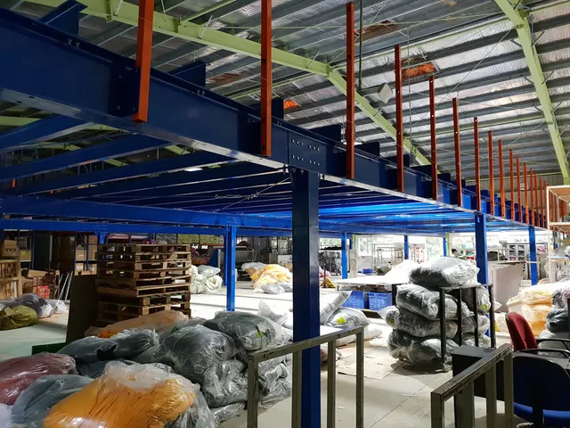 The long span Mezzanine floor for apparel factory in Buttala — 5 of 13