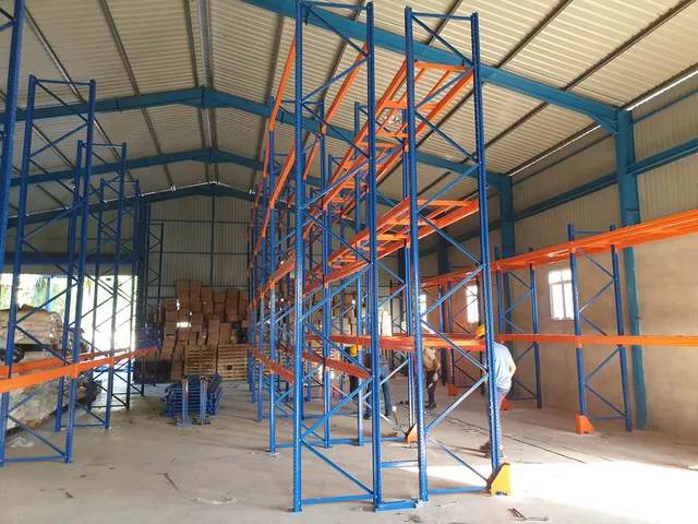 Selective Pallet Racking System for a Plastic products manufacturing company in Dankotuwa — 3 of 8