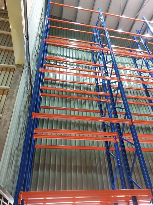 Pallet racking system for a food products export company in Ranala — 5 of 11
