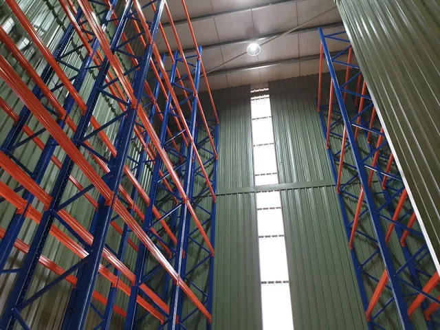 Pallet racking system for a food products export company in Ranala — 11 of 11