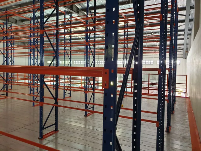 Racking system for Garments on hangers for an apparel exporter in Koggala FTZ — 18 of 20