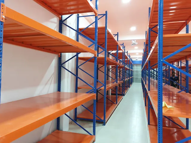 Shelving system done for a stationary goods import company in Colombo 14 — 4 of 10