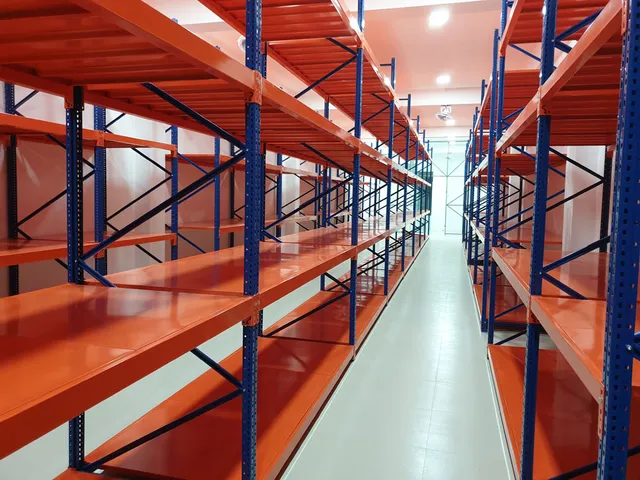 Shelving system done for a stationary goods import company in Colombo 14 — 6 of 10