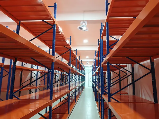 Shelving system done for a stationary goods import company in Colombo 14 — 7 of 10