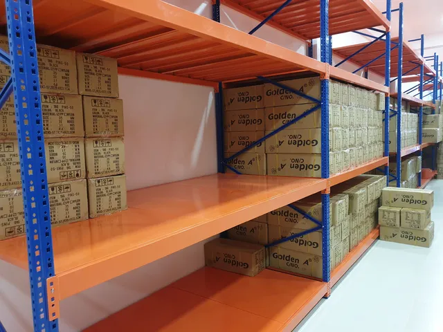 Shelving system done for a stationary goods import company in Colombo 14 — 9 of 10