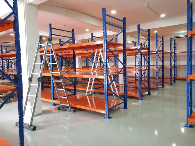 Shelving system for a Pharmaceutical company in Kelaniya — 4 of 10
