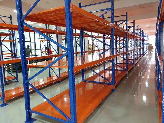 Shelving system for a Pharmaceutical company in Kelaniya — 7 of 10