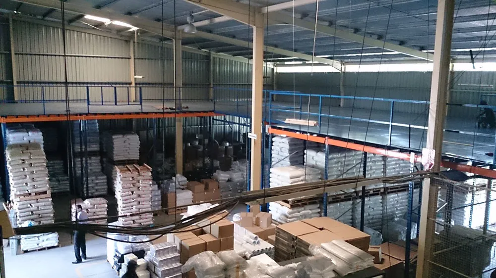 Frame supported mezzanine floor to store raw material for a packaging company in Horana: photograph 1 of 9