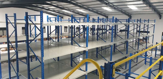 Shelving system for an apparel export company in Lakshapana